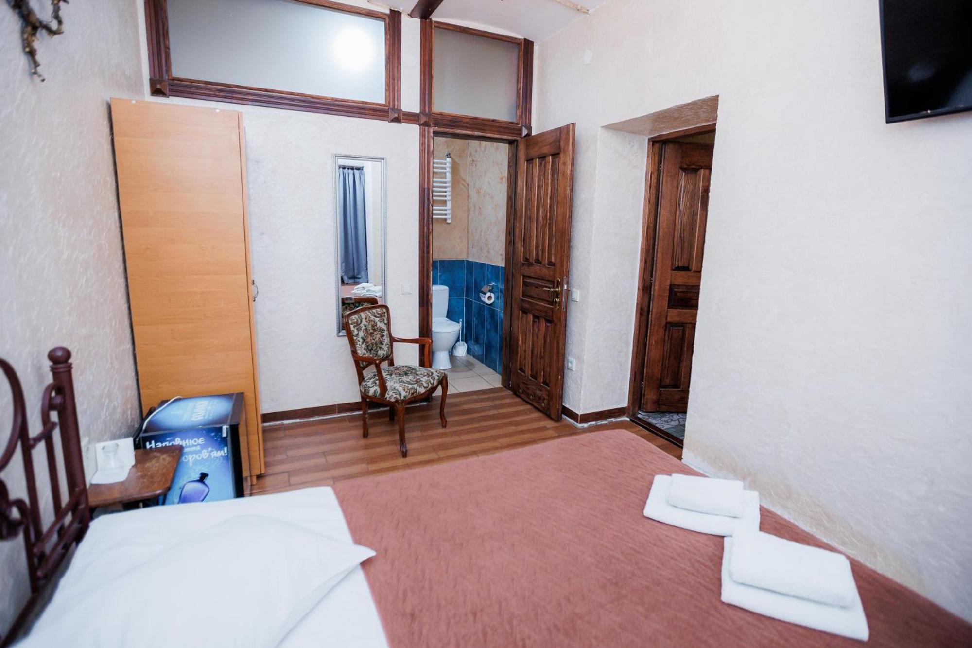 Hotel Staryi Krakiv Lemberg Exterior foto
